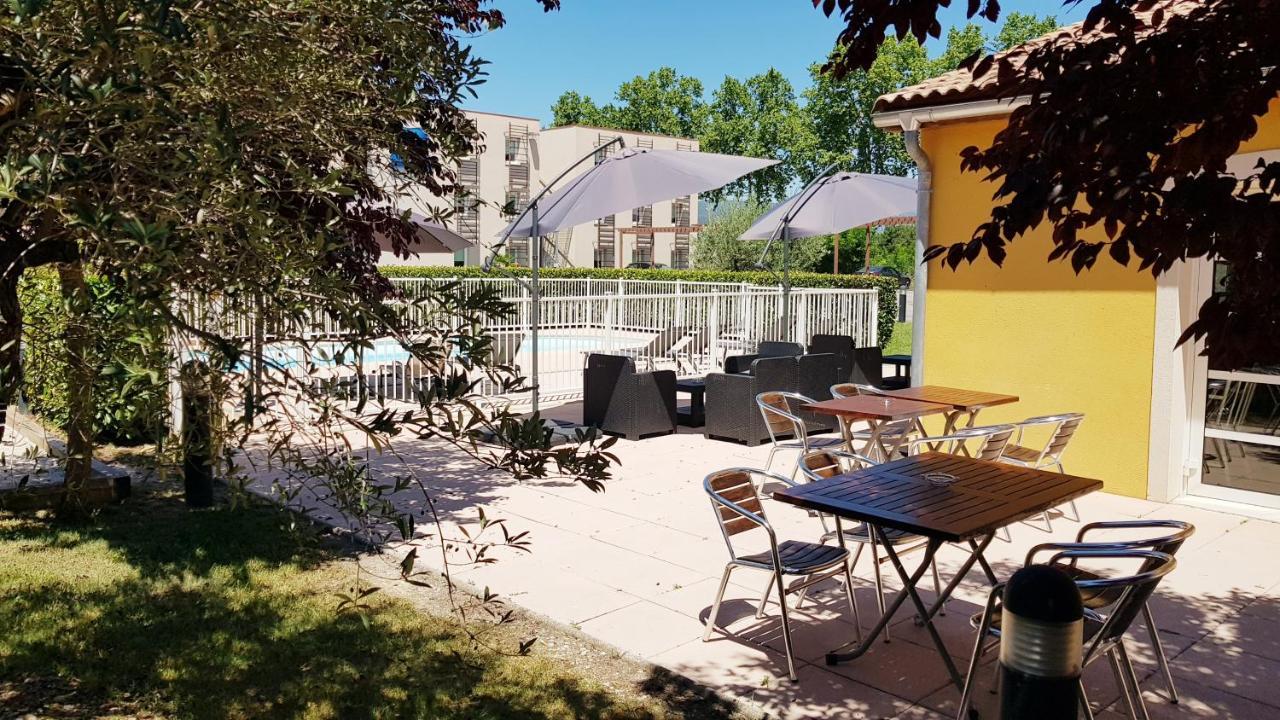 Ibis Manosque Cadarache Hotel Exterior foto