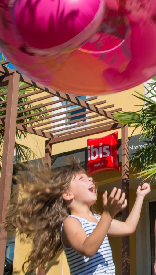 Ibis Manosque Cadarache Hotel Exterior foto